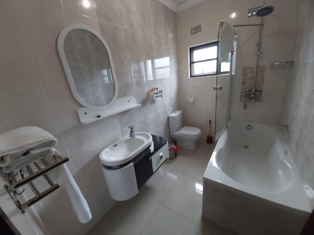 Top Stay Inn Kasane Εξωτερικό φωτογραφία