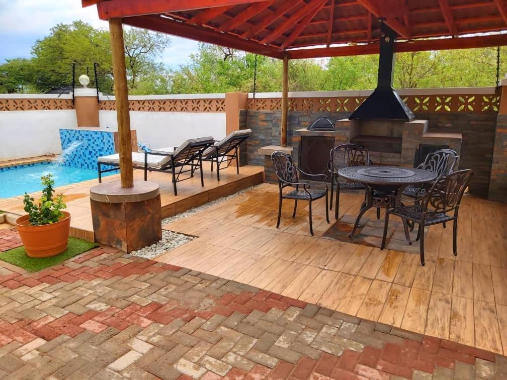 Top Stay Inn Kasane Εξωτερικό φωτογραφία